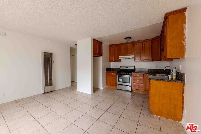 947 Westmoreland Ave Unidad 203