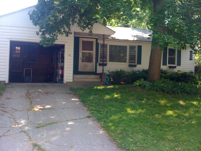 Photo - 44 Alder Lane