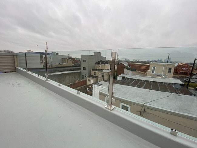 Building Photo - 2609 Almond St