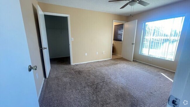 Building Photo - 13120 Summerton Dr Rental