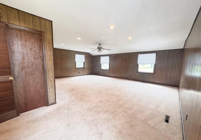 Photo - 2710 Academy Dr