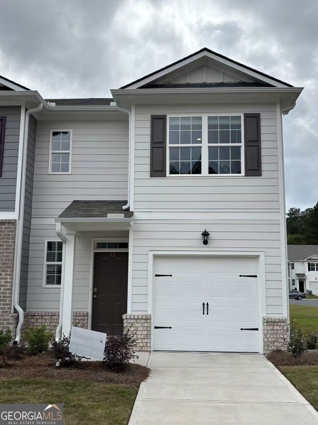 Photo - 17 Silverbell Ln
