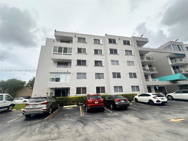 Photo - 11715 SW 18th St Unidad 209