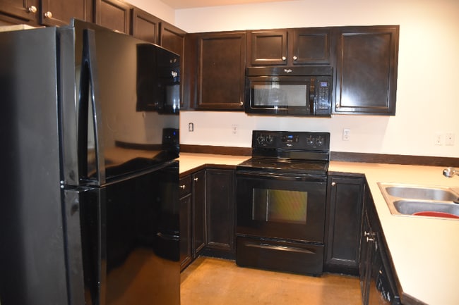 Photo - 8372 Wabash Ave S