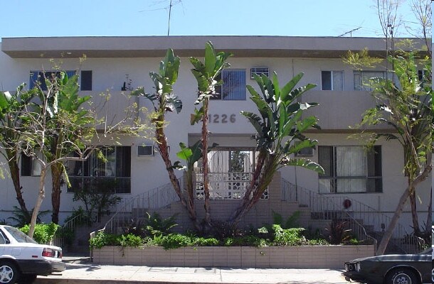 1226 N Fuller - 1226 N Fuller