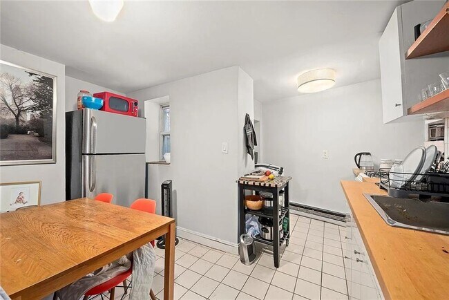 Photo - 42 Clermont Ave Unit 1