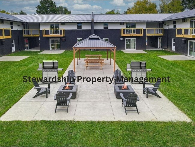 Building Photo - Massillon Square, 5001 Massillon Rd, North... Rental