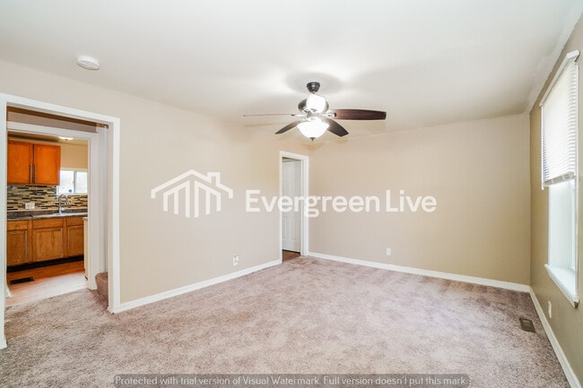 Photo - 2468 McGuffey Rd