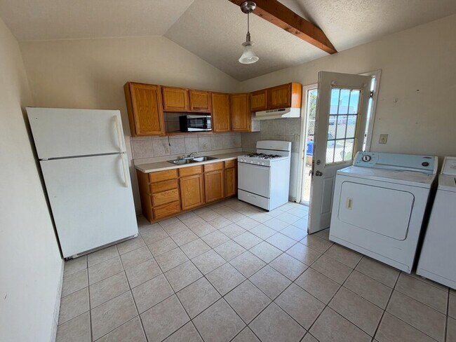 Photo - 313 McKnight Ave NE