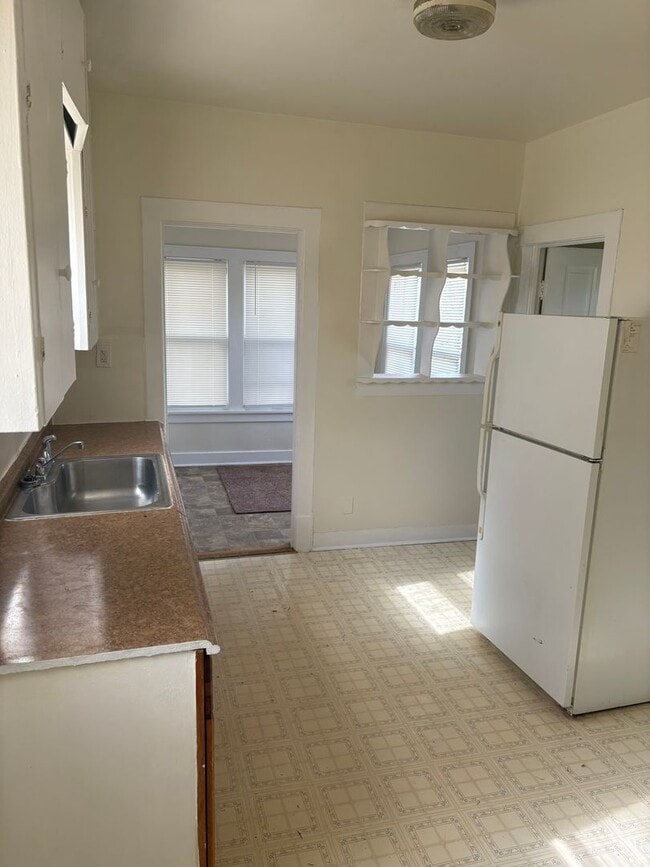 Photo - Nice 2 Bedroom