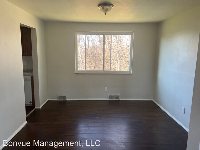 Photo - 3 br, 1 bath House - 129 Betty Jane Ct.