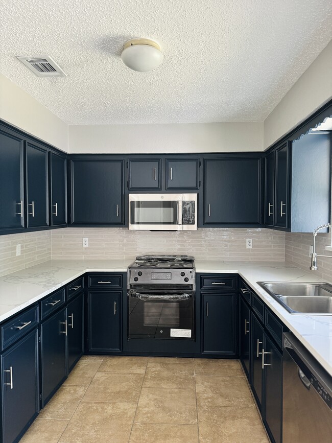 Building Photo - 308 Christie Ct Rental