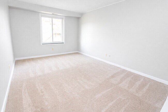 Bedroom - Negley Apartments