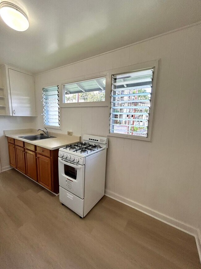 Photo - 1552-1556 Pensacola Street Unit 1556