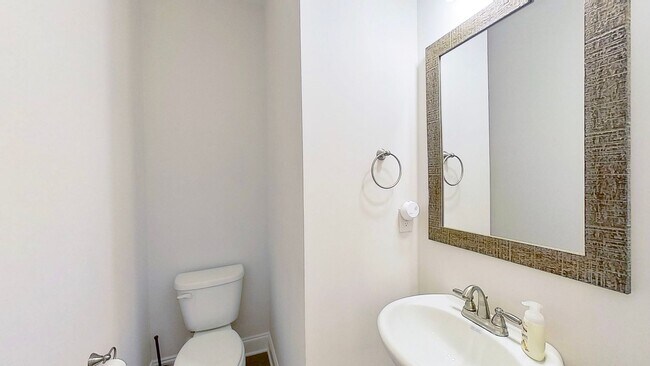 Photo - Well Kept Columbia County Rental