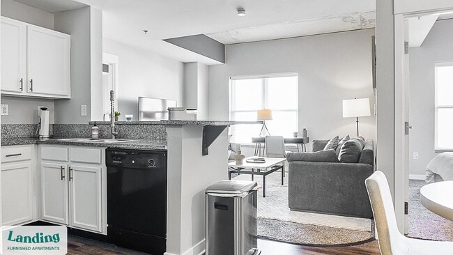 Photo - 335 W 9th St Unit 602.1403840