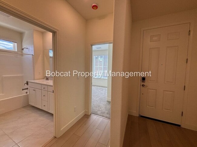 Photo - 1484 W Sunset Way
