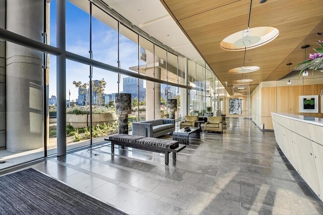 Photo - 340 E Randolph St Unit 4901