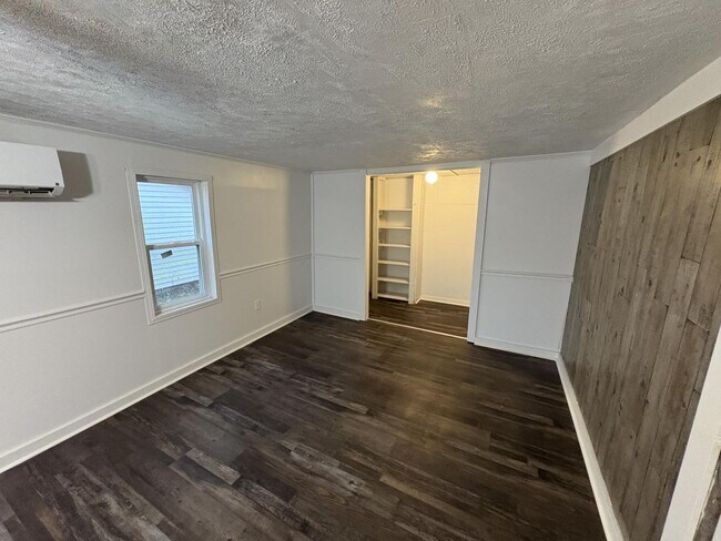 Photo - 829 N Lynn St