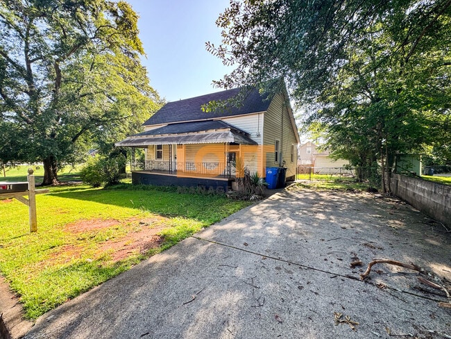 Photo - 1 Pelzer St