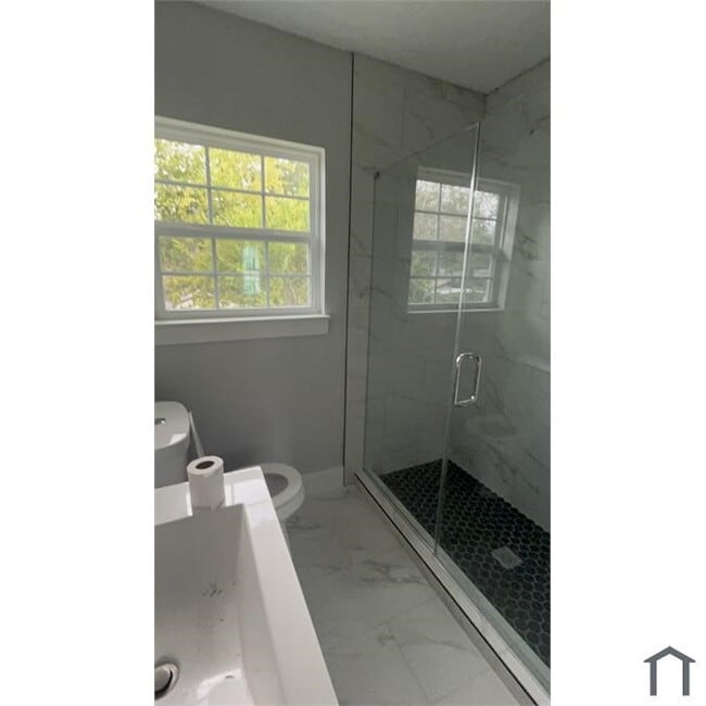 Photo - 3431 Rosedale St