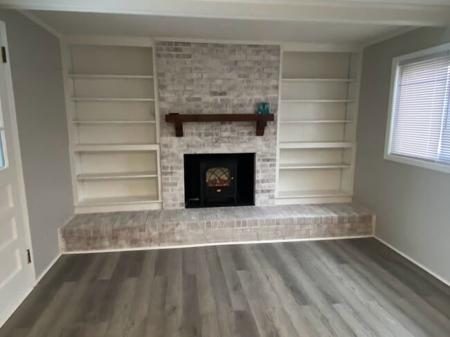 Photo - 4309 Hewitt St