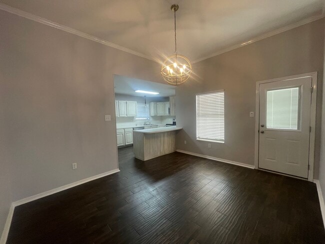 Photo - Haughton Beauty with Bonus Room