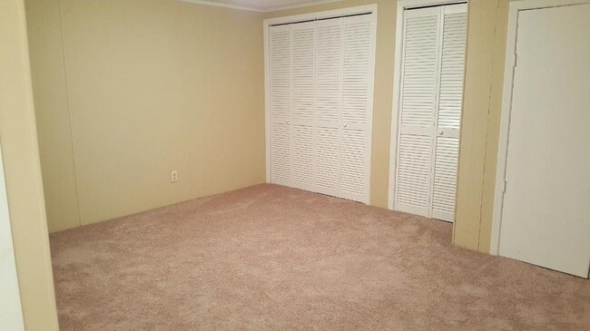 Photo - 247 W Eagle Lake Dr