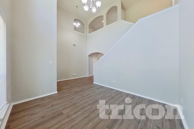 Photo - 3621 Spring Run Ln