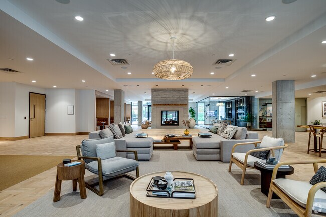 Lakehaus Lobby