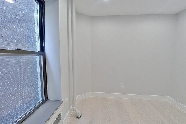 Photo - 161 Stanton St Unidad 5