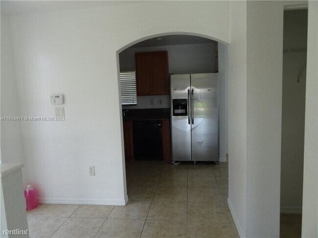 Photo - 3 br, 2.5 bath House - 5939 Glasgow Way