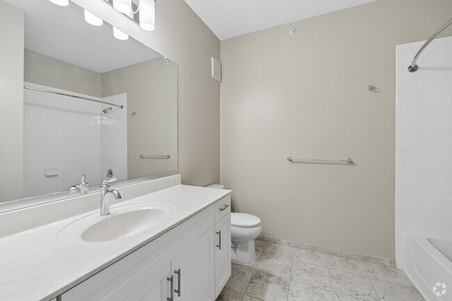 2BR, 2BA - 1,320SF - Second Bathroom