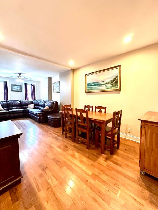 Photo - 1209 Peters St