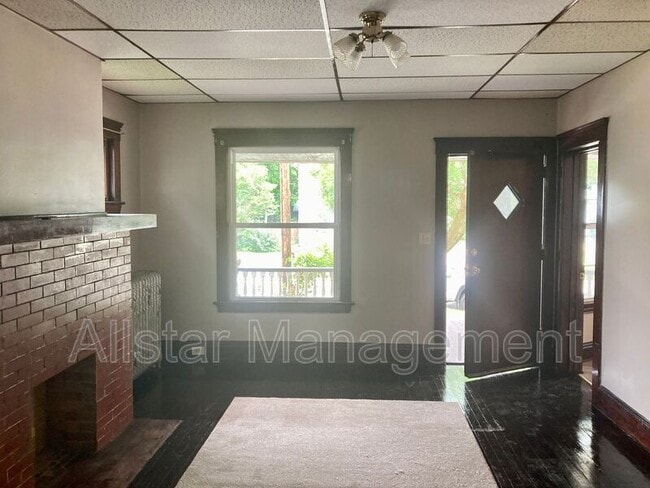 Photo - 3786 W 37th St Unidad #1
