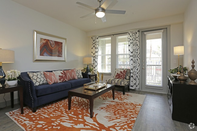 1BR,1BA - 750SF