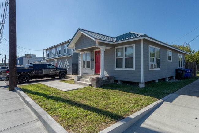 Photo - 1804 Morgan Ave Unit ID1268418P