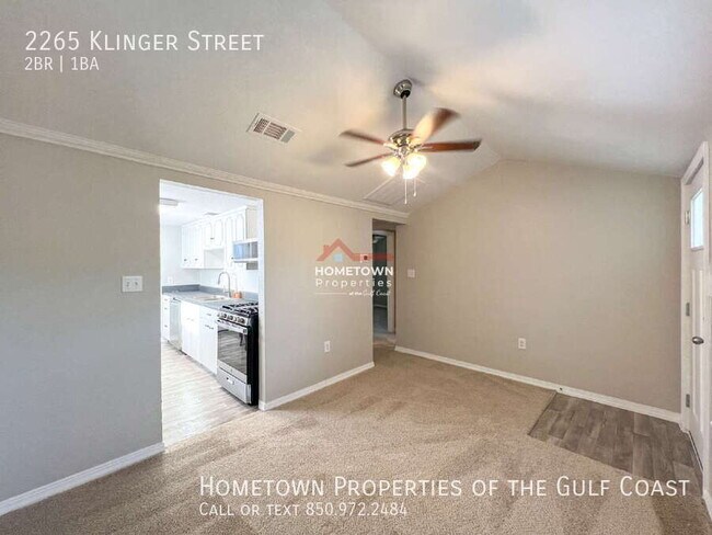 Photo - 2265 Klinger St