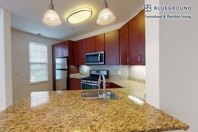Photo - 998 Stewart Ave Unidad SI FL1-ID2483A