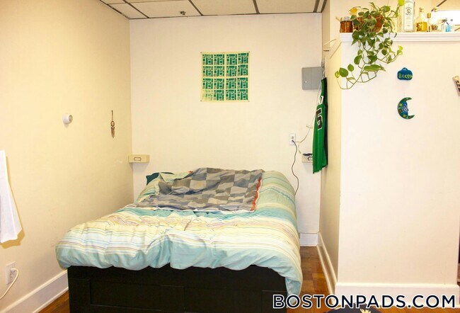 Photo - 879 Beacon St Unidad 10