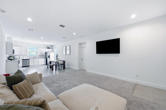 Photo - 8452 Dorsey St