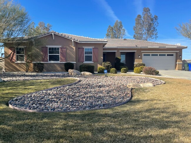 Beautiful Apple Valley Home- 3 Bedrooms, 2... - Beautiful Apple Valley Home- 3 Bedrooms, 2...