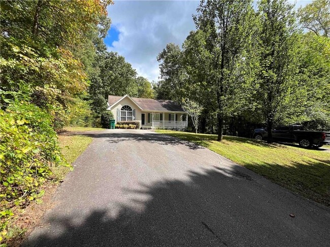 Photo - 129 Falcon Brook Dr