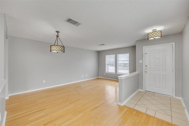 Photo - 2514 Byfield Dr