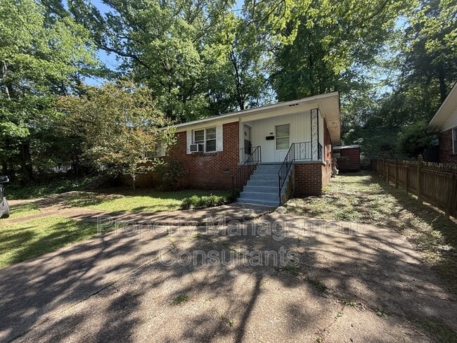 Building Photo - 939 N Royal Ave