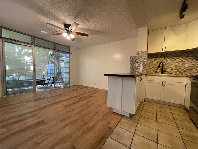 Photo - 1 Bed / 1 Bath at University Court, directly across from UH Manoa. Unit 209