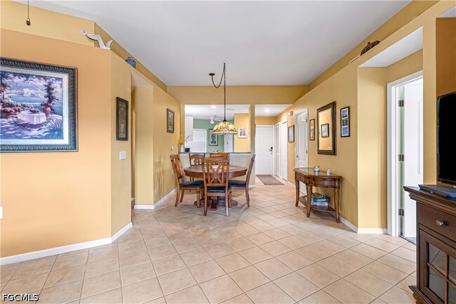 Photo - 12141 Summergate Cir Unit 102