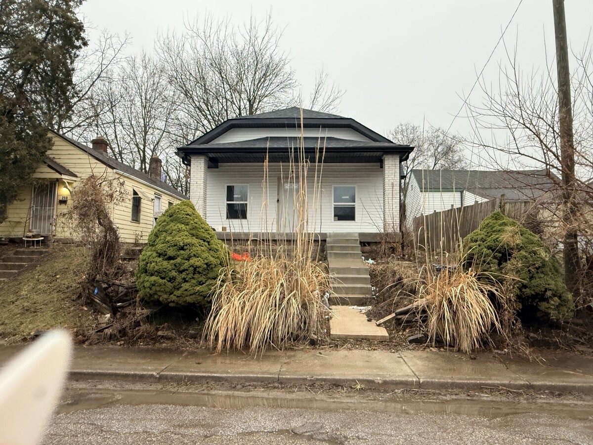 Photo - 255 Keystone Ave