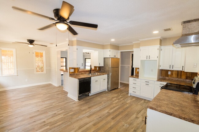 Photo - 6513 Rocky Ford Rd