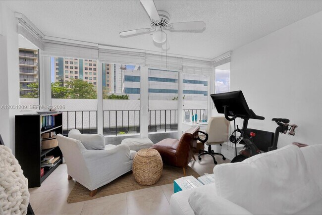Photo - 2539 Bayshore Dr Unit PH5